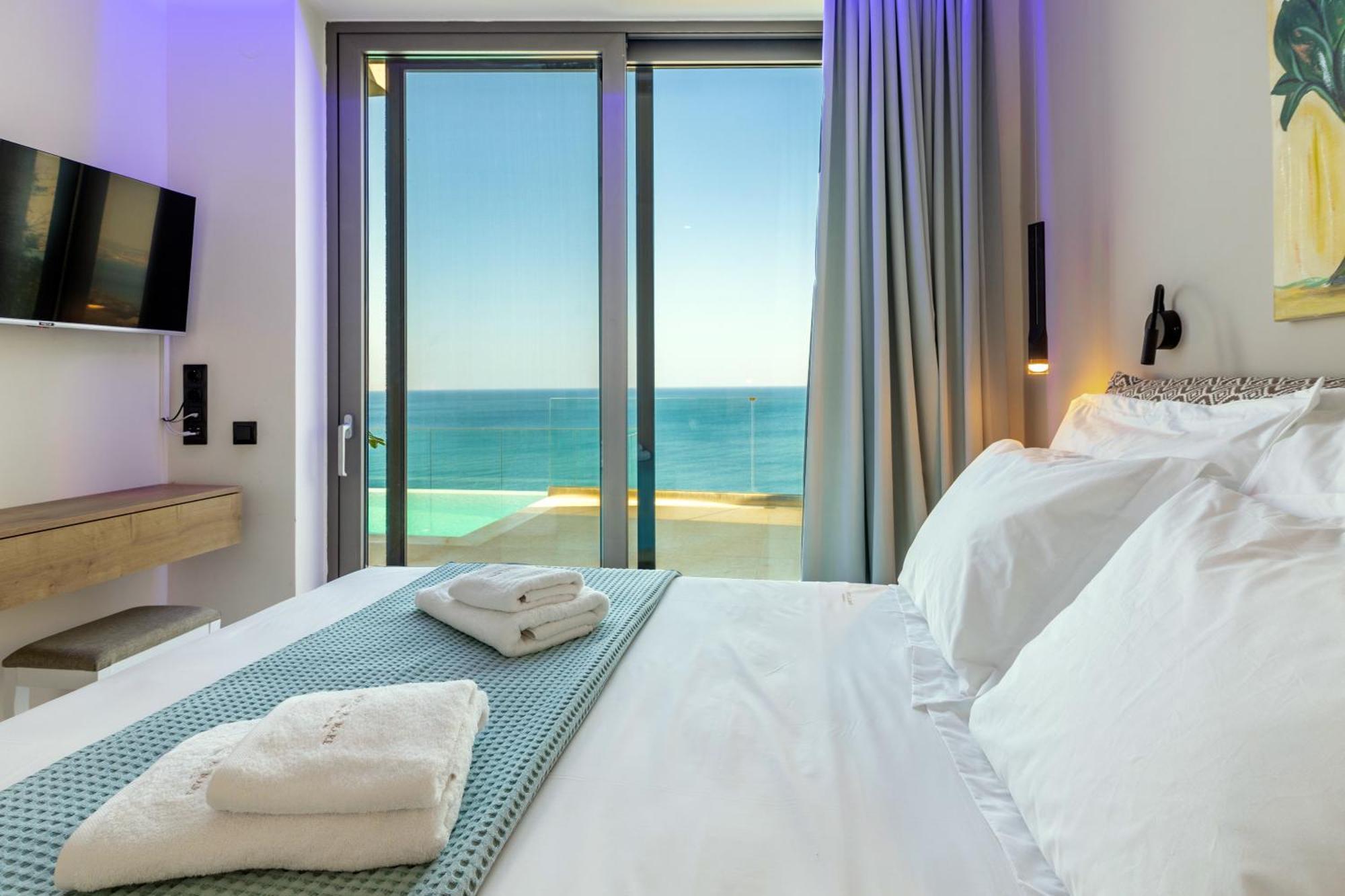 Rocca Al Mare Seaside Villas Palaiokastro  Exterior photo